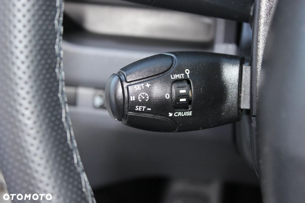 Peugeot EXPERT - 29