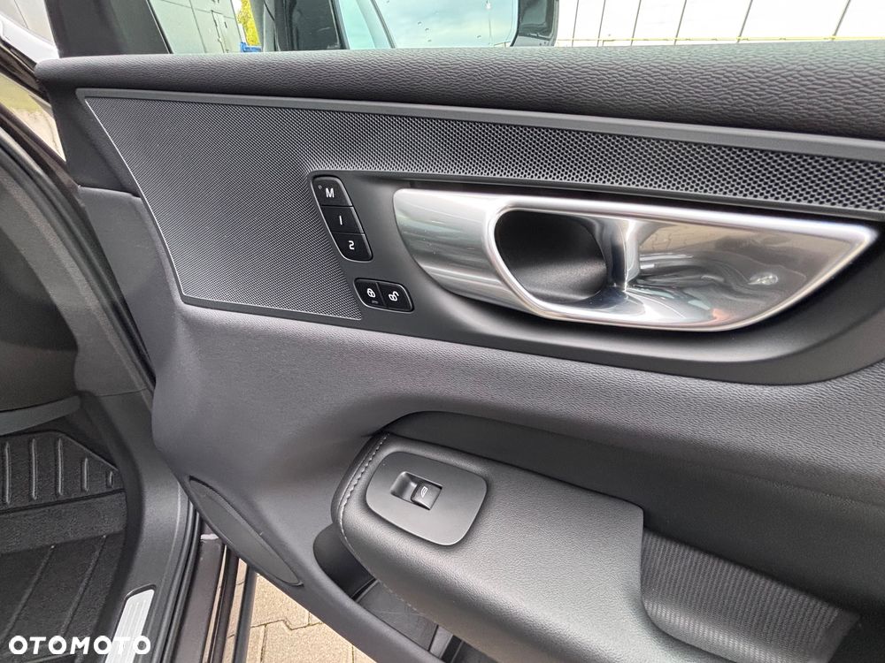 Volvo XC 60 - 26
