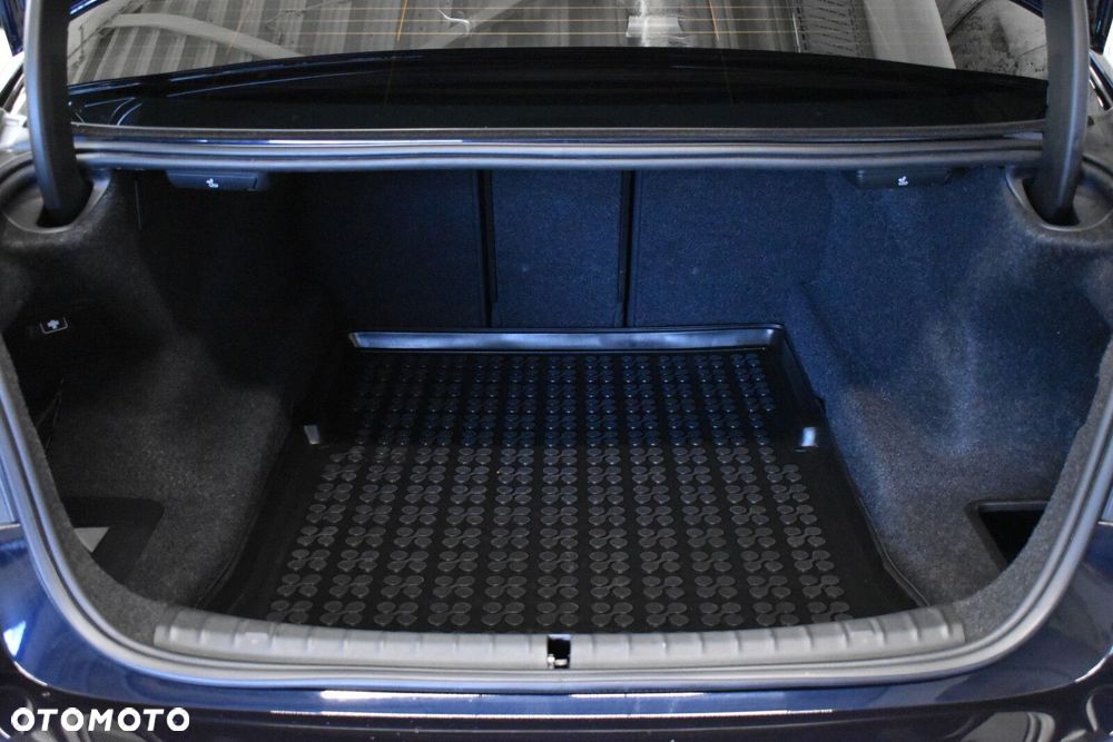 BMW Seria 5 520d xDrive M Sport sport - 21