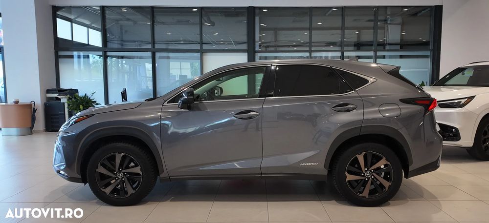 Lexus Seria NX 300h E-FOUR F SPORT - 8