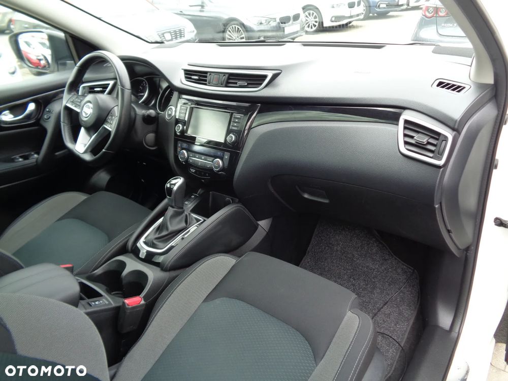 Nissan Qashqai - 26