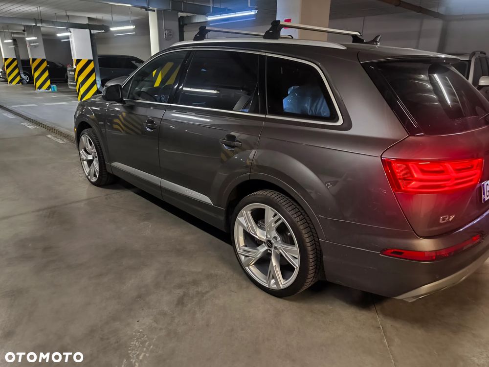 Audi Q7 - 25