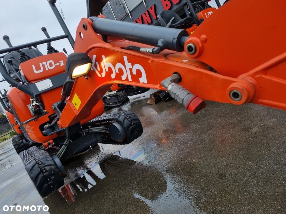 Kubota U10 Minikoparka Japońska 1.1tony. HURT! z Norwegii każda sztuka IGŁA! Zero śladów zużycia ładny stan gąsienic. Rok od 2015 do 2019. Jedna cena! Silnik 3 cylindry. Minikoparki sprowadzone z Norwegii. Rozsuwane Podwozia. Szybka Wolna jazda. Wyjscia dodatkowe na młot lub wiertnice. Serwisowane w DEKRA. Okazja do wyczerpania zapasów!  Zero luzów czy wycieków. Maszyny Pochodzą z dużej szkółki roślinnej. Potężna moc. Wersja Norweska - 21