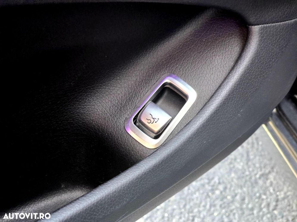 Mercedes-Benz S - 13