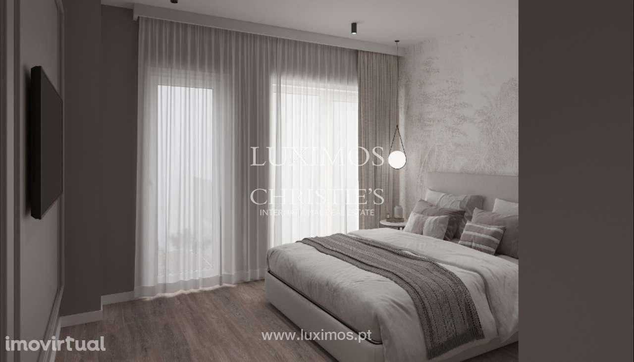 Apartamento T3 moderno para venda em Armação de Pera, Algarve - Grande imagem: 2/18