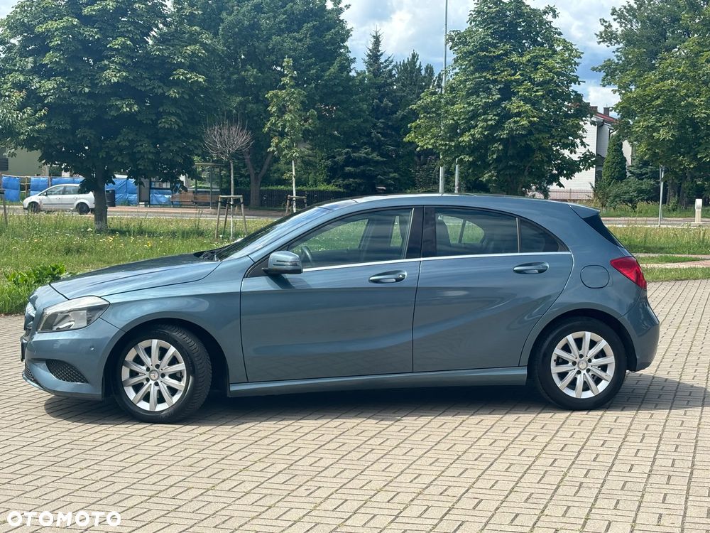 Mercedes-Benz Klasa A 180 (BlueEFFICIENCY) Style - 4