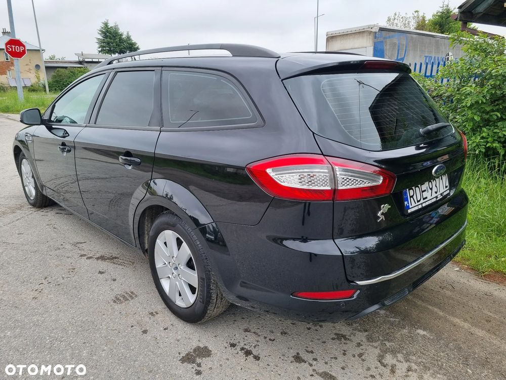 Ford Mondeo SW 1.6 TDCi Champions Edition - 15