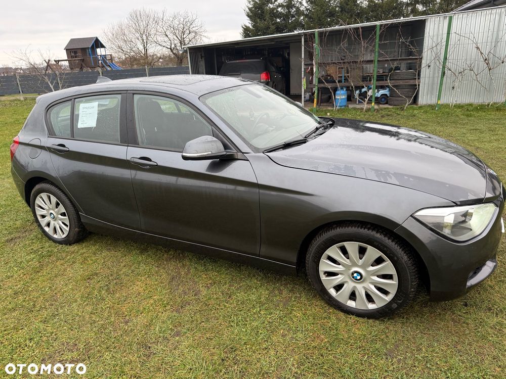 BMW Seria 1 116i - 6