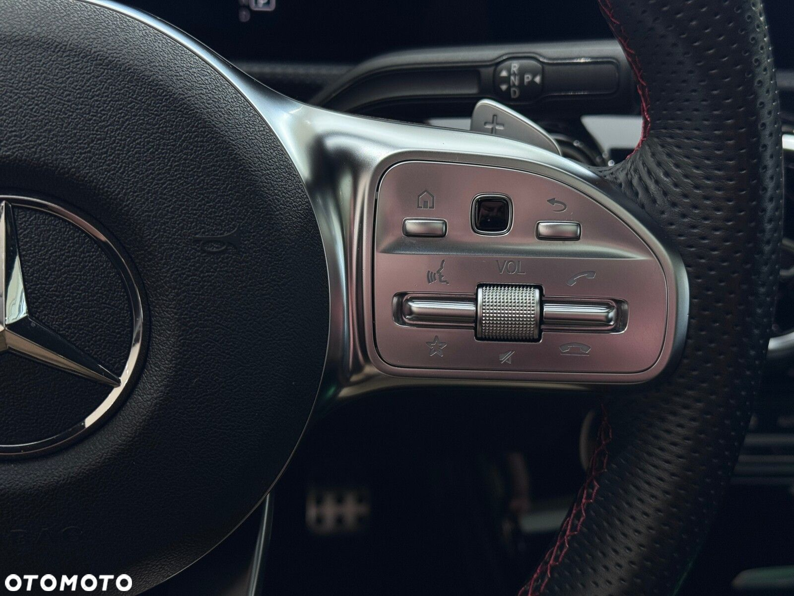 Mercedes-Benz CLA 200 d AMG Line 8G-DCT - 24