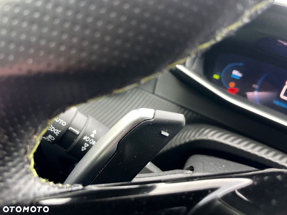 Peugeot 2008 BlueHDi 130 GT S&S EAT8 - 21