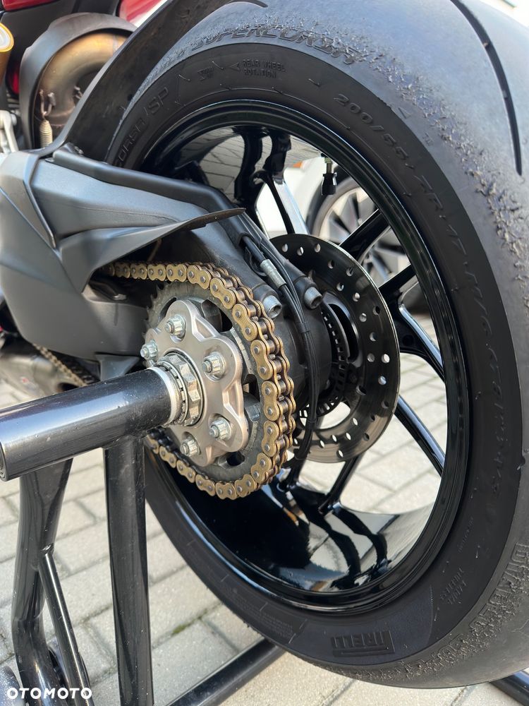 Ducati 1199 Panigale - 13