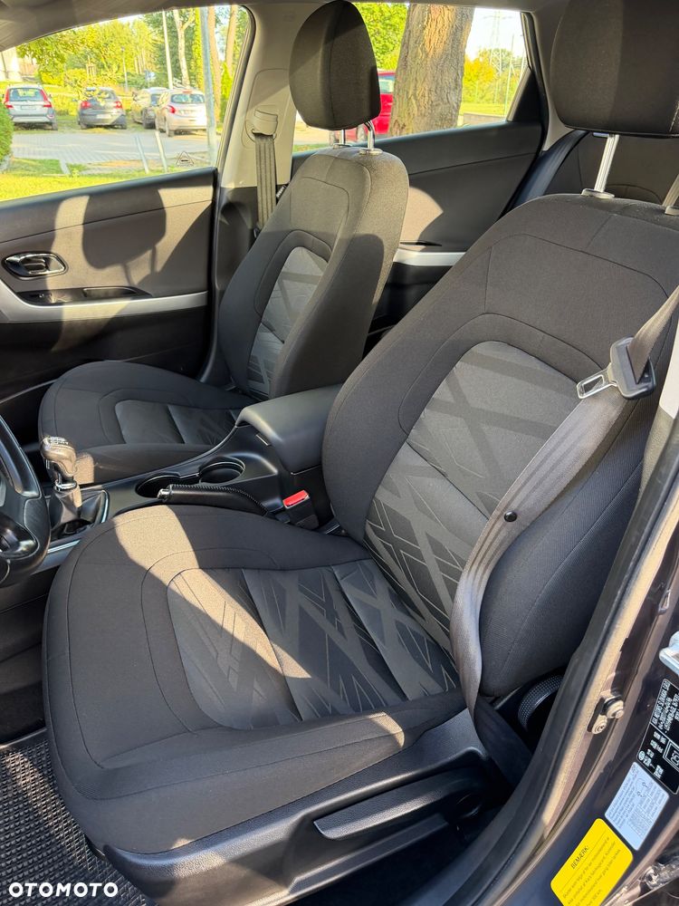 Kia Ceed - 22