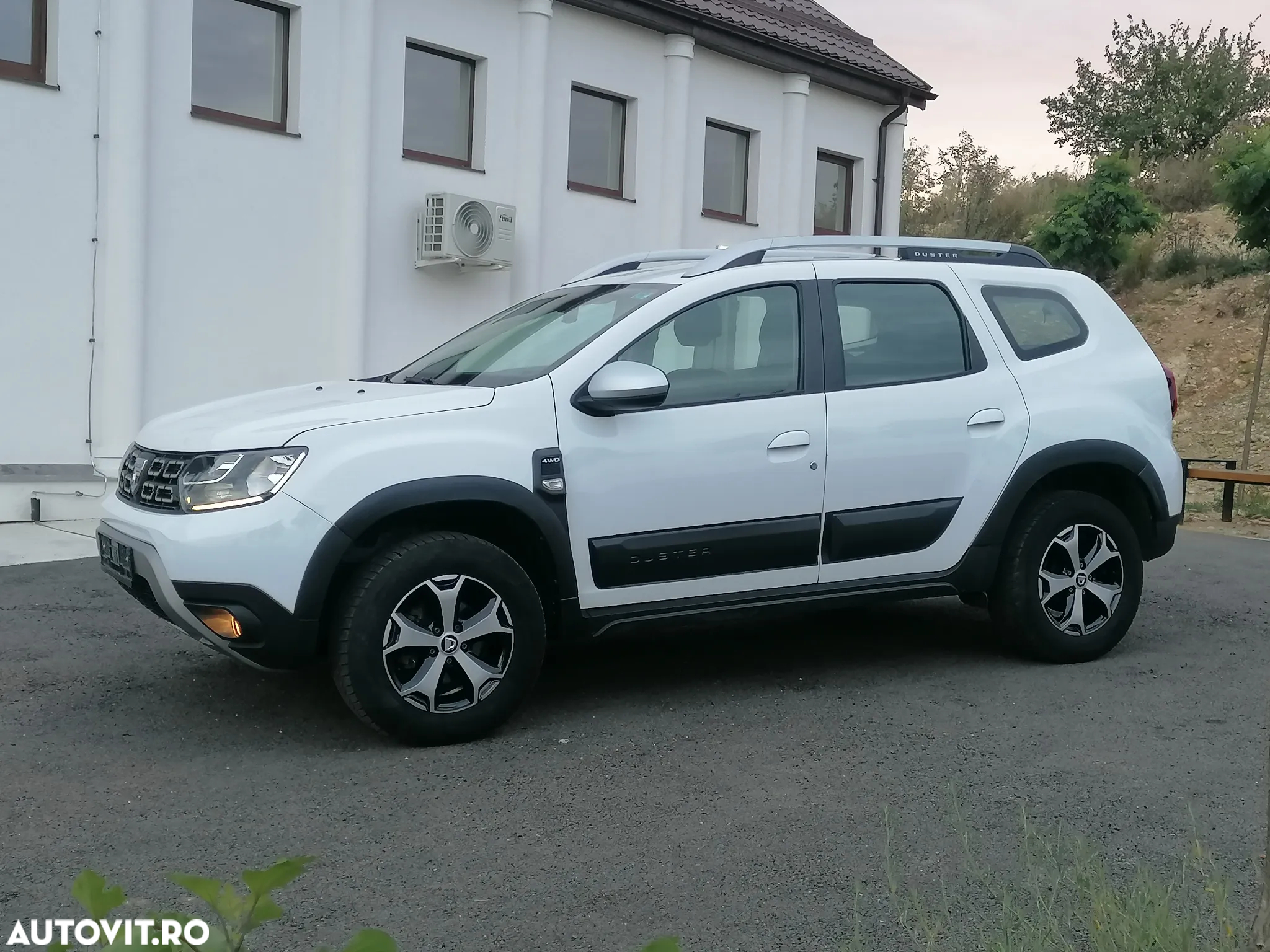Dacia Duster Blue dCi 115 4WD Prestige - 3