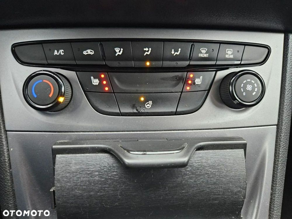 Opel Astra - 13