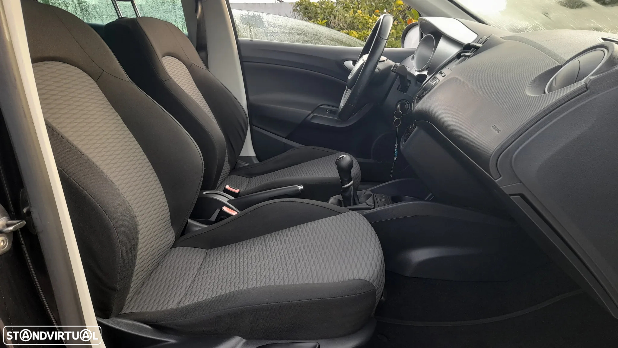 SEAT Ibiza 1.2 TSi 25 Anos - 41