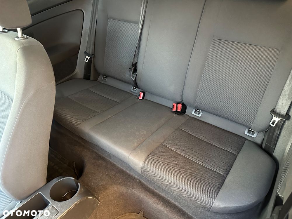 Volkswagen Golf - 11