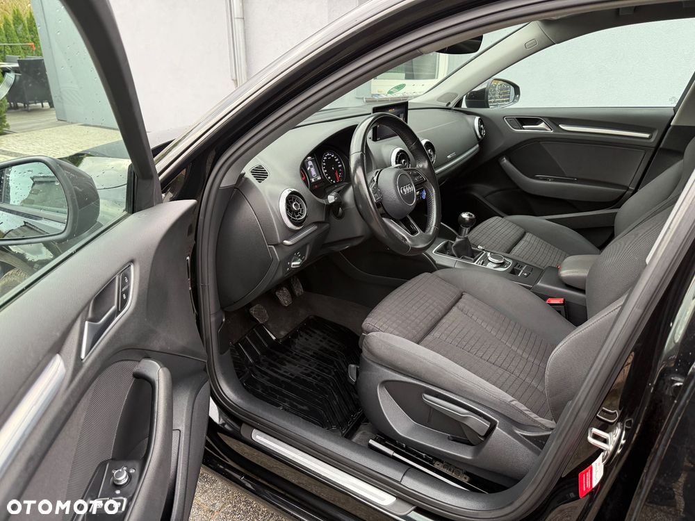 Audi A3 Sportback - 5