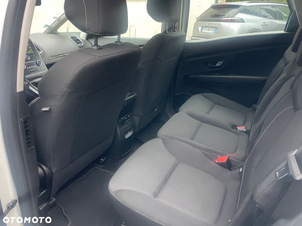 Renault Scenic BLUE dCi 120 BUSINESS EDITION - 28