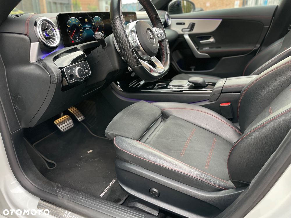 Mercedes-Benz CLA 200 7G-DCT AMG Line - 18