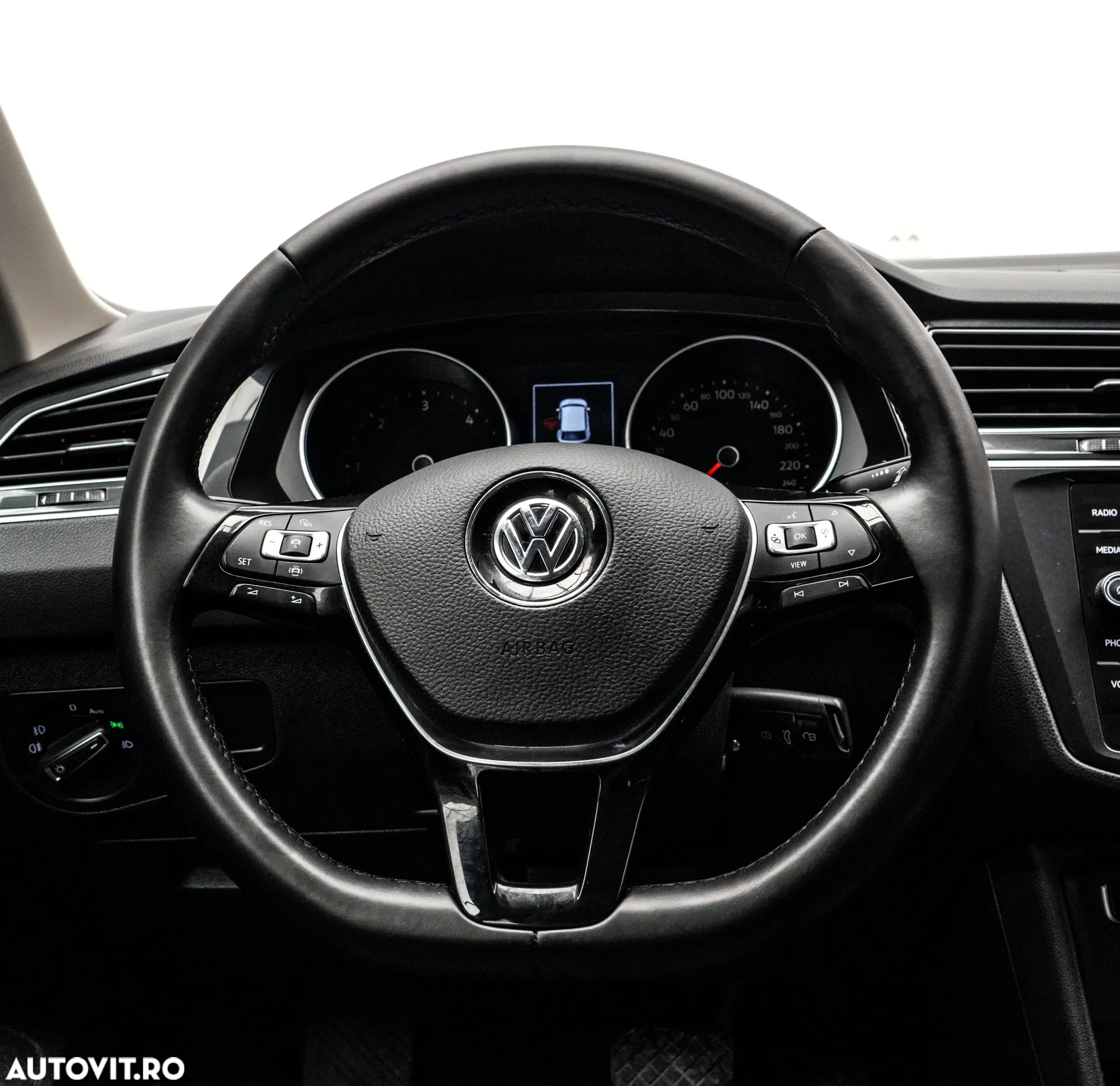 Volkswagen Tiguan 2.0 TDI DPF DSG Comfortline - 17