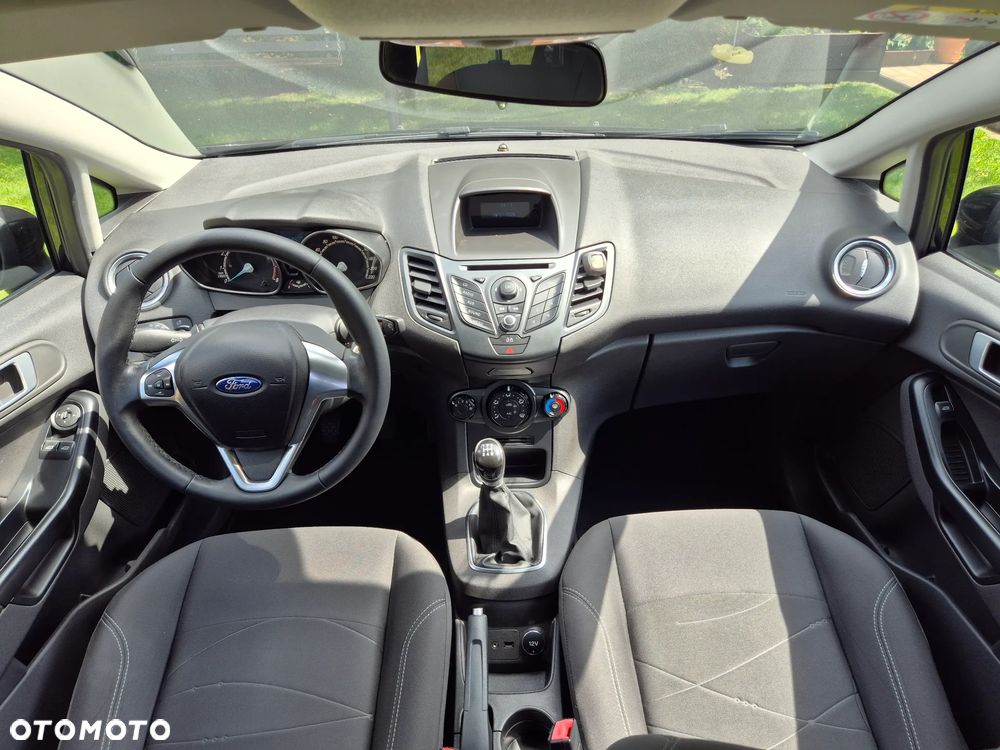 Ford Fiesta 1.4 Trend EU5 - 11