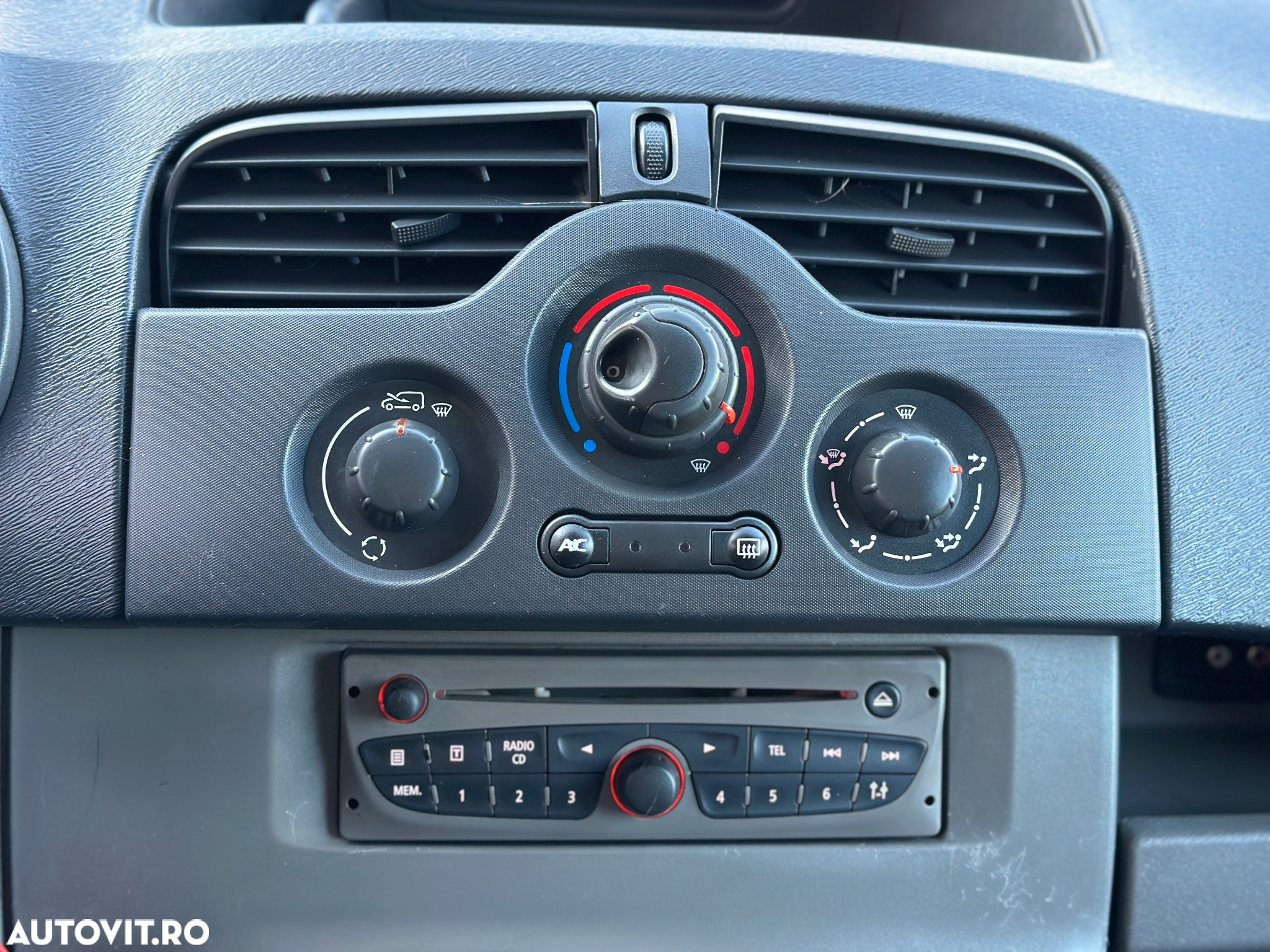 Renault Kangoo Maxi - 17