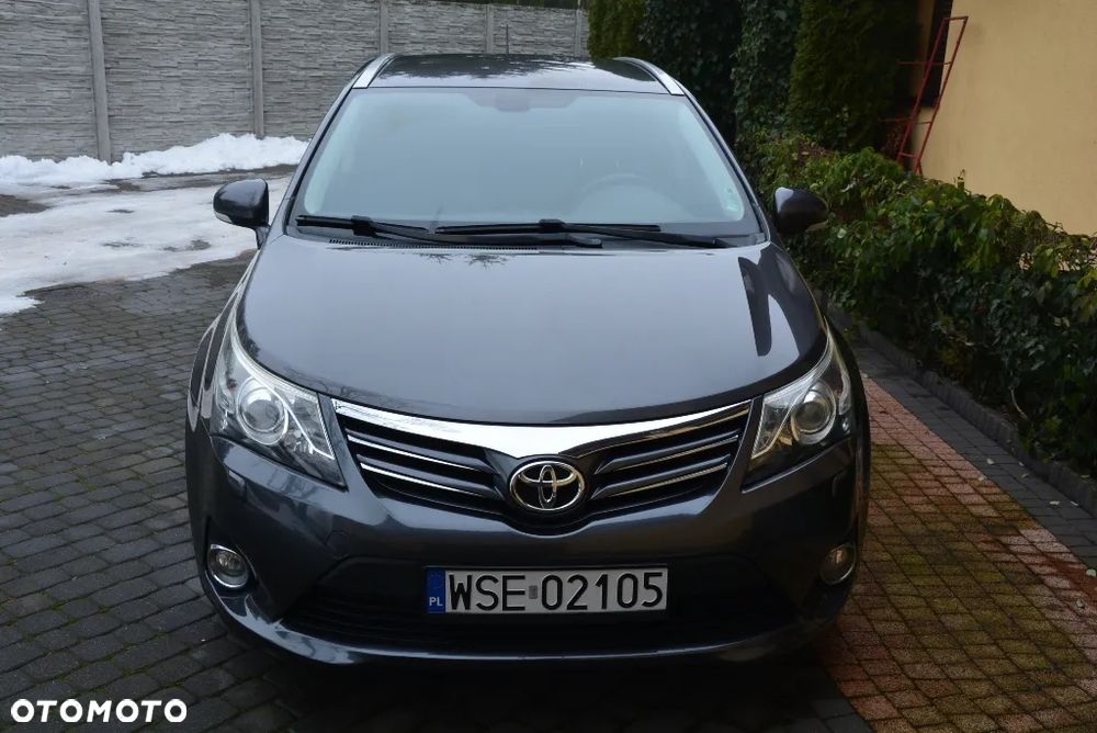 Toyota Avensis Touring Sports 1.8 Business Edition - 14