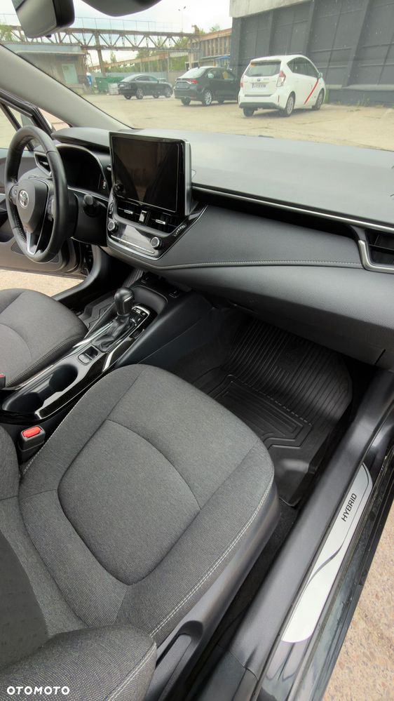 Toyota Corolla 1.8 Hybrid Comfort - 13