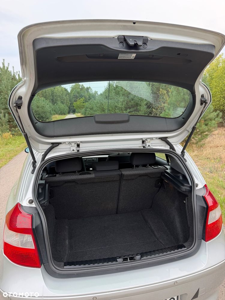 BMW Seria 1 118d - 11