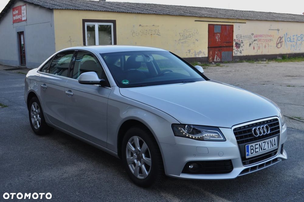 Audi A4 Limousine 1.8 TFSI Attraction - 2