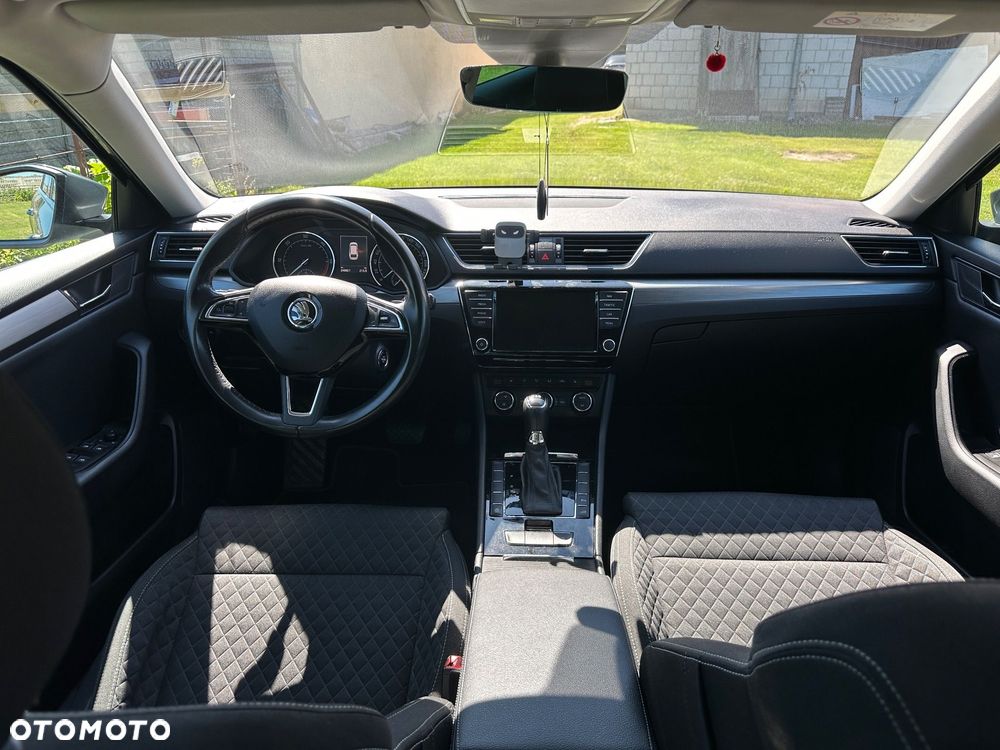 Skoda Superb 2.0 TDI DSG Ambition - 15