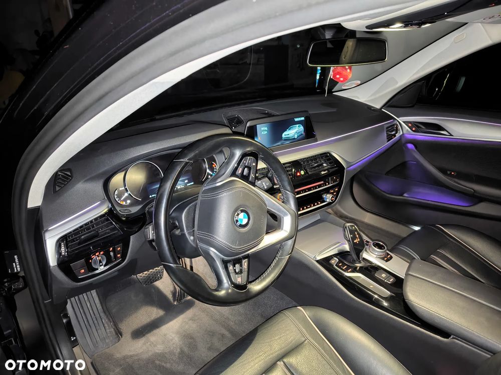 BMW Seria 5 520d - 21