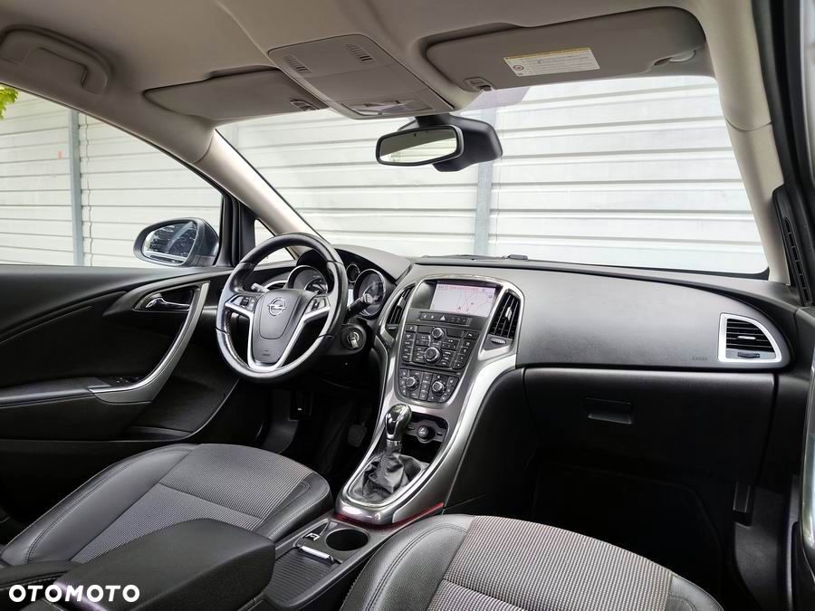 Opel Astra 1.4 Turbo Cosmo - 18