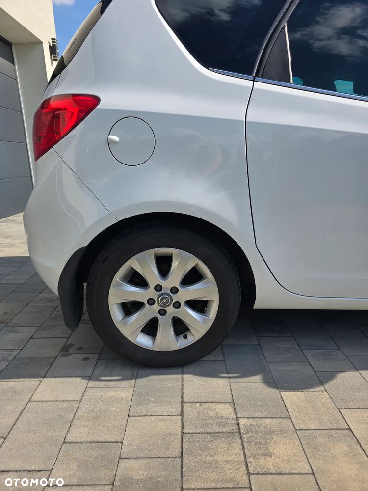 Opel Meriva 1.4 T Cosmo - 32