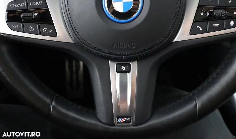 BMW Seria 3 330e iPerformance AT M Sport - 12