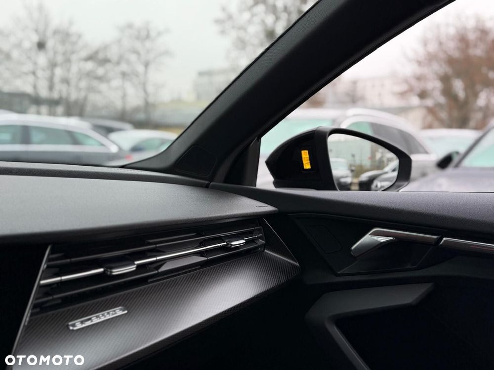 Audi RS3 Sportback - 37