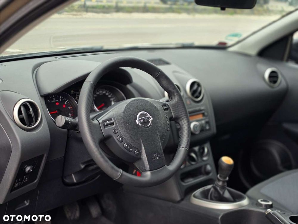 Nissan Qashqai+2 - 19