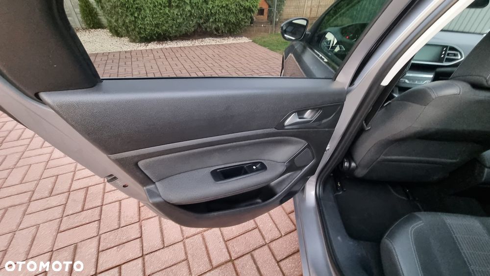 Peugeot 308 1.5 BlueHDi Business Line S&S - 17