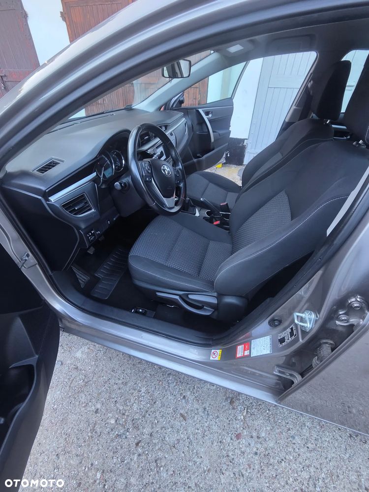 Toyota Corolla 1.6 Premium EU6 - 5