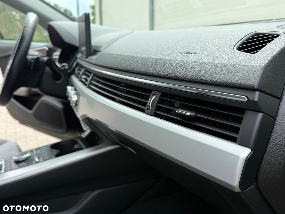 Audi A4 Avant 2.0 TDI S tronic design - 31