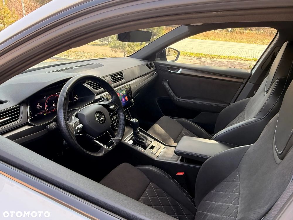 Skoda Superb 2.0 TDI SCR Sportline DSG - 12