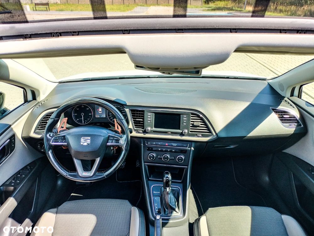 Seat Leon 2.0 TDI DPF Start&Stop DSG XCELLENCE - 17