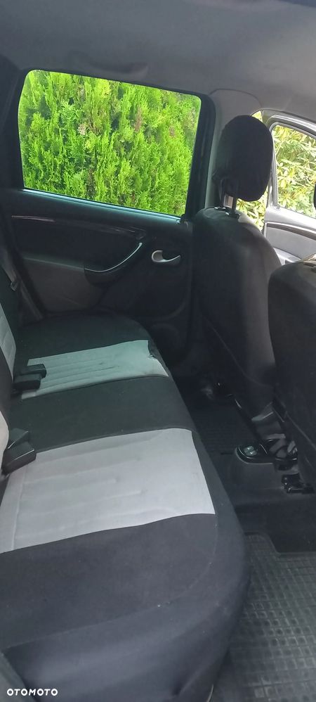 Dacia Duster 1.5 dCi Laureate - 3
