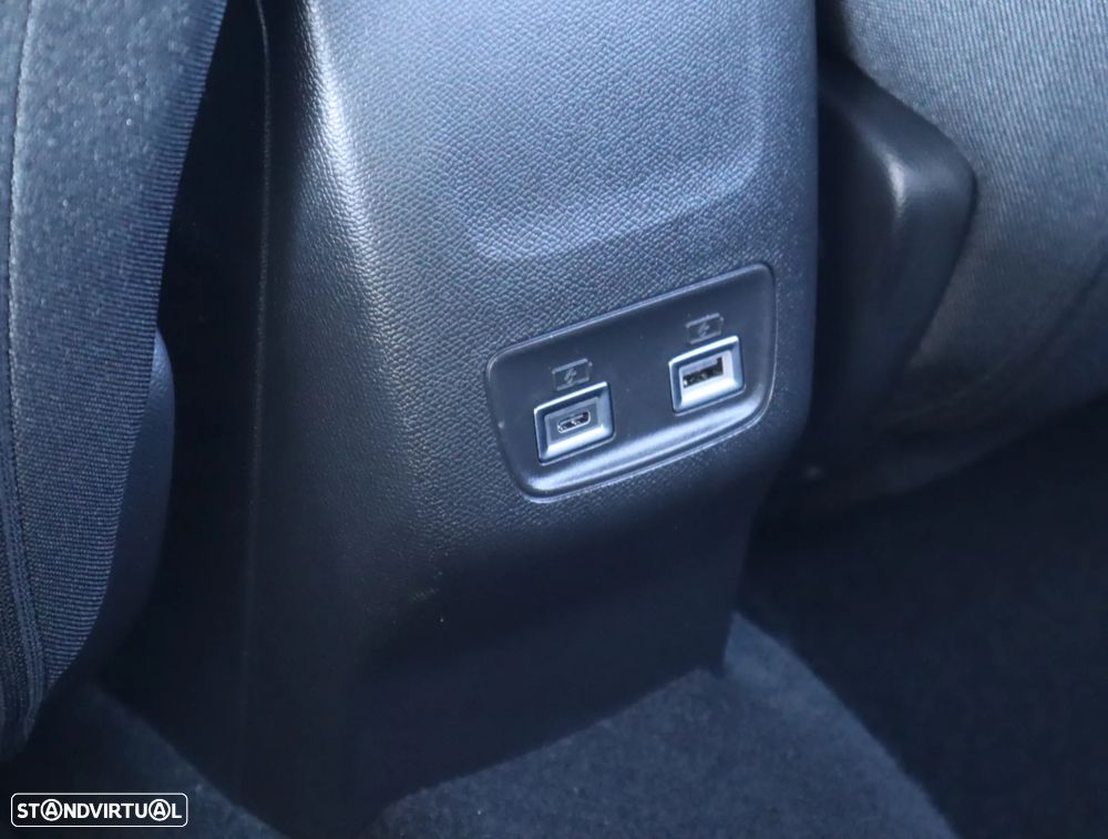 Peugeot 2008 1.2 PureTech Allure - 26