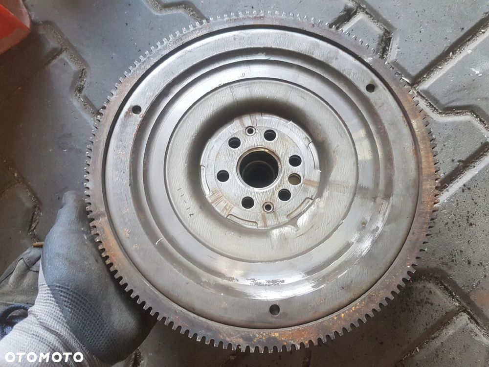 VOLVO V40 II 12r- 1.6 T T4 ECOBOOST KOŁO DWUMASOWE - 5