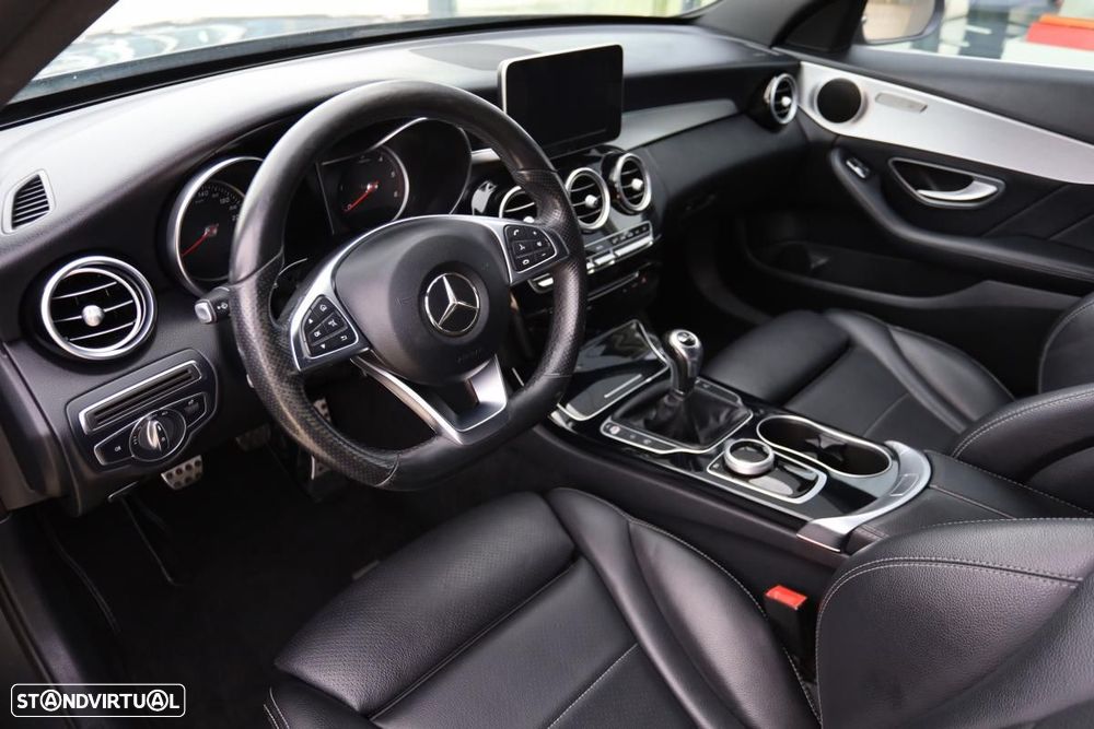 Mercedes-Benz C 200 d AMG Line — fotografia 7