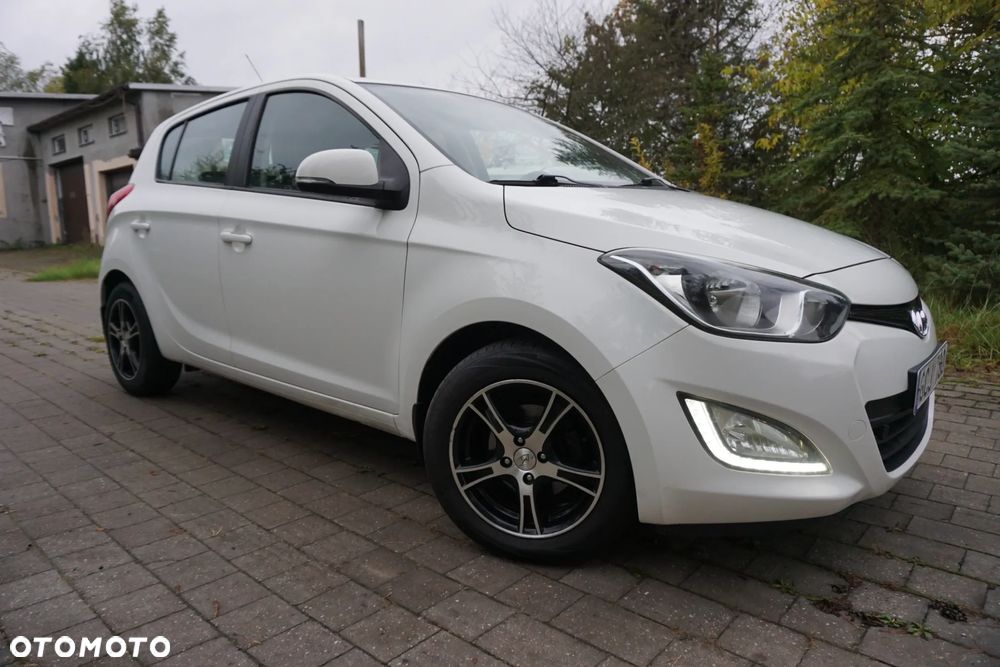 Hyundai i20 1.2 YES Gold - 3