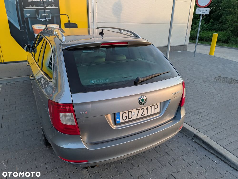 Skoda Superb 2.0 TDI Elegance - 3