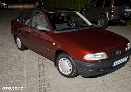 Opel Astra 1.4 GL - 1