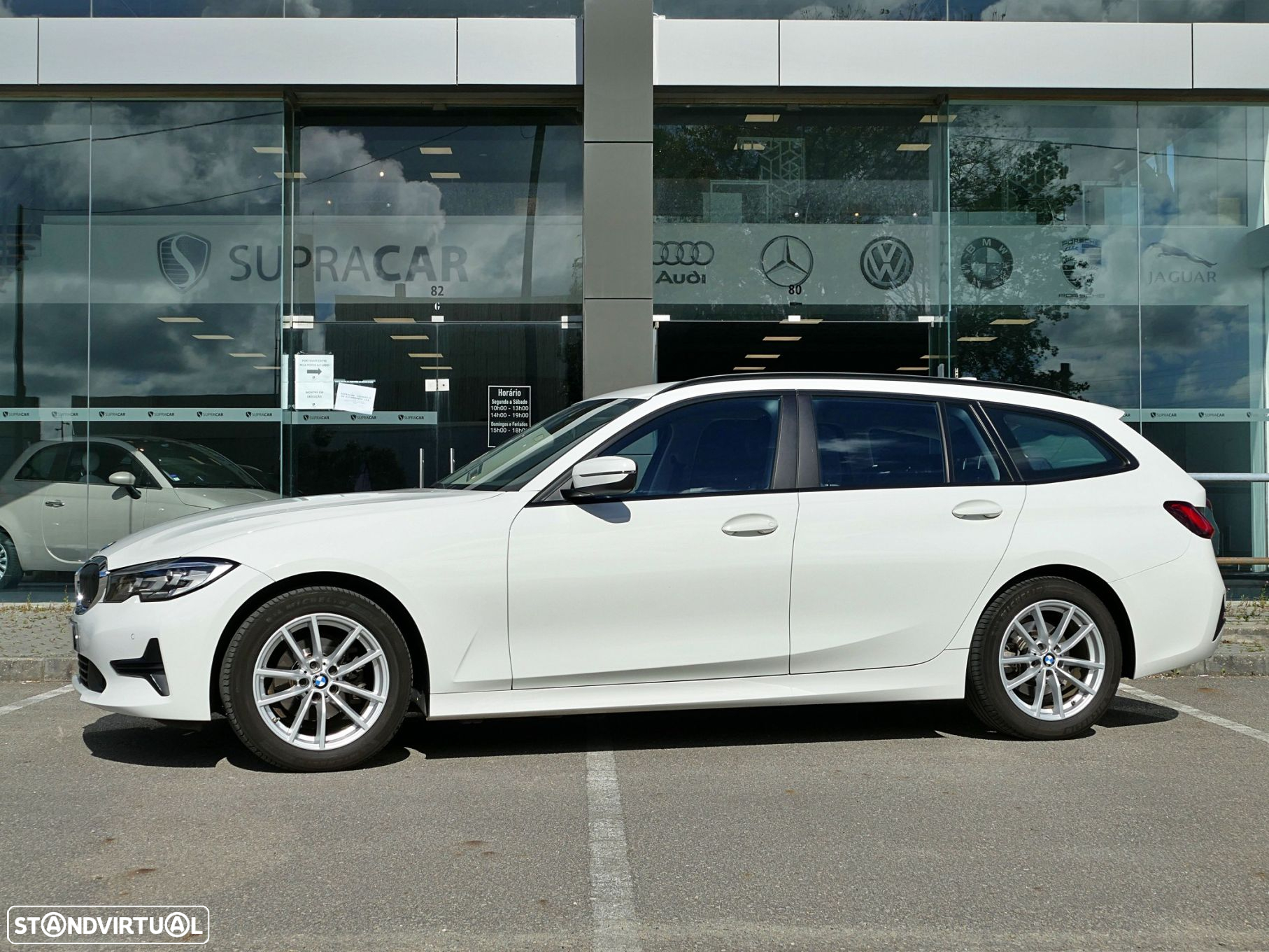 BMW 318 d Touring Corporate Edition - 3